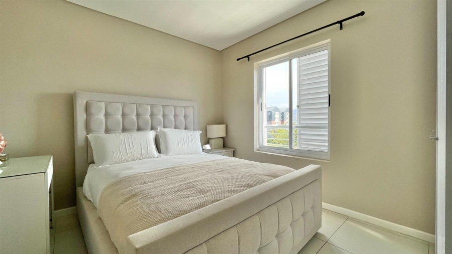 To Let 2 Bedroom Property for Rent in Somerset Lakes Western Cape